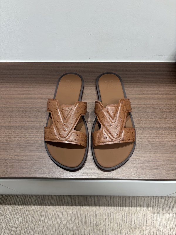 LV 남성 오스트리치 엠보슬리퍼 001-185370