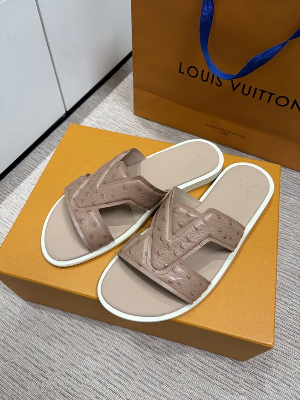 LV 남성 오스트리치 엠보슬리퍼 001-185373
