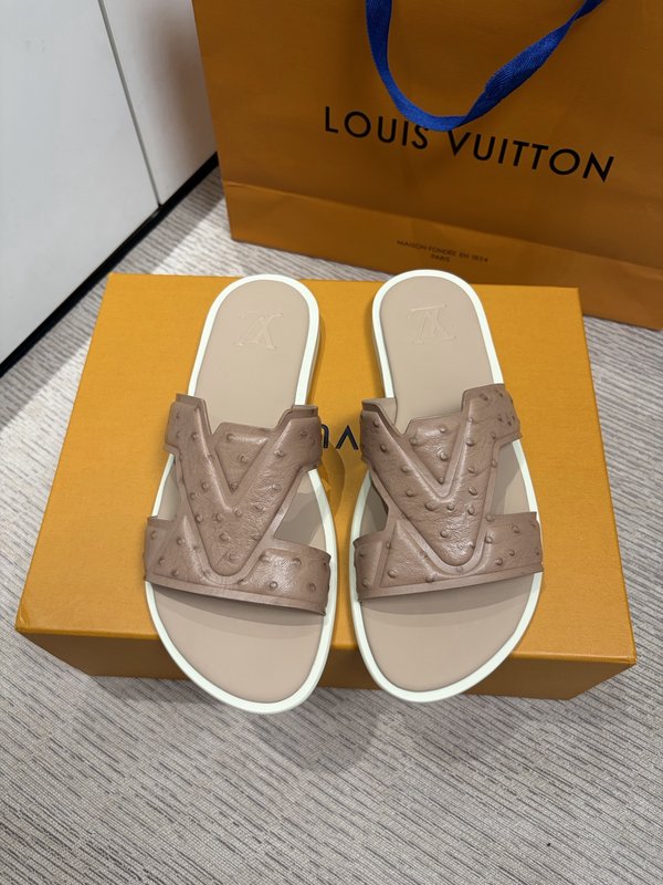 LV 남성 오스트리치 엠보슬리퍼 001-185373