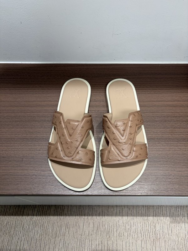 LV 남성 오스트리치 엠보슬리퍼 001-185373