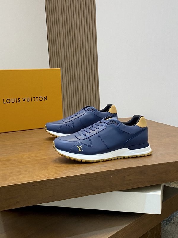 LV 남성 Run Away 스무스 가죽 스니커즈 001-185427