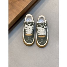 LV 남성 하이엔드 캐주얼 운동화 001-185480