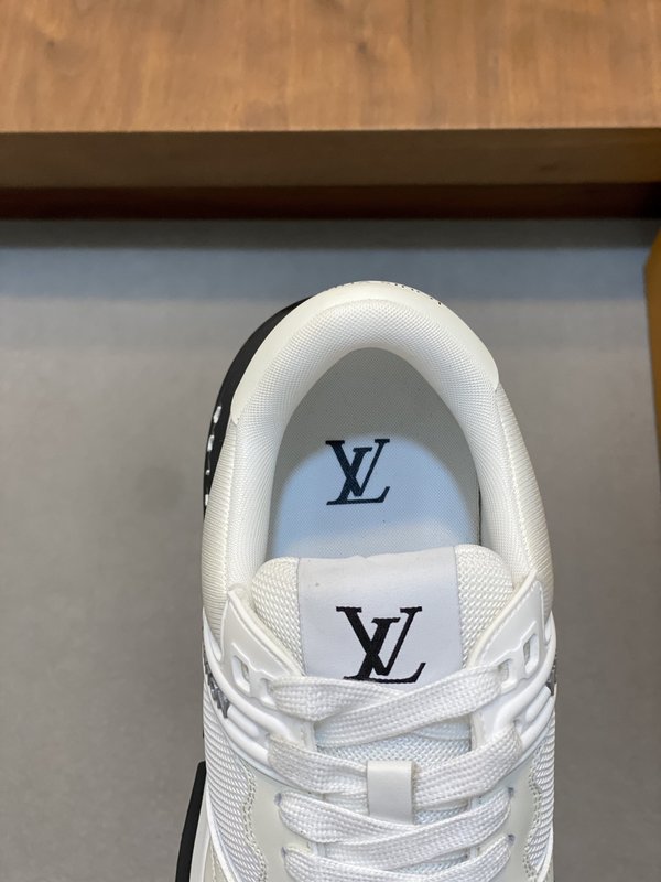 LV 트레이너 남성 캐주얼 운동화 001-185532