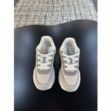 루이비통 P600 2025 신상 남성 스니커즈 001-185545