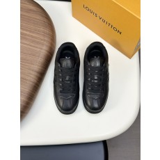 LV 루이비통 클래식 런웨이 남성화 001-185600
