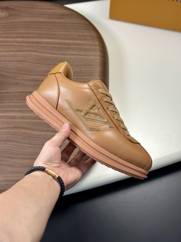LV 루이비통 클래식 남성 로퍼 슈즈 001-185608