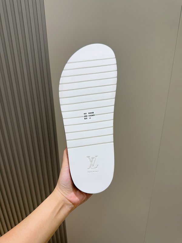 LV 오아시스 스웨이드 레더 슬라이드 001-185670