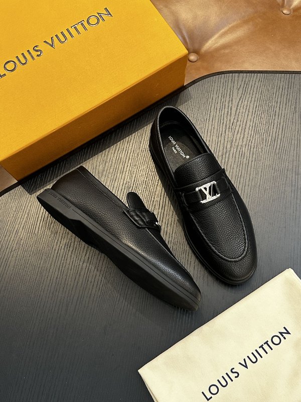 LV 남성 클래식 모노그램 로퍼 001-185753
