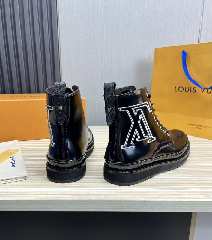 LV 가을 겨울 카프스킨 남성 앵클부츠 001-185947