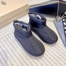 UGG F22 클래식 맥시 숏 부츠 001-185967