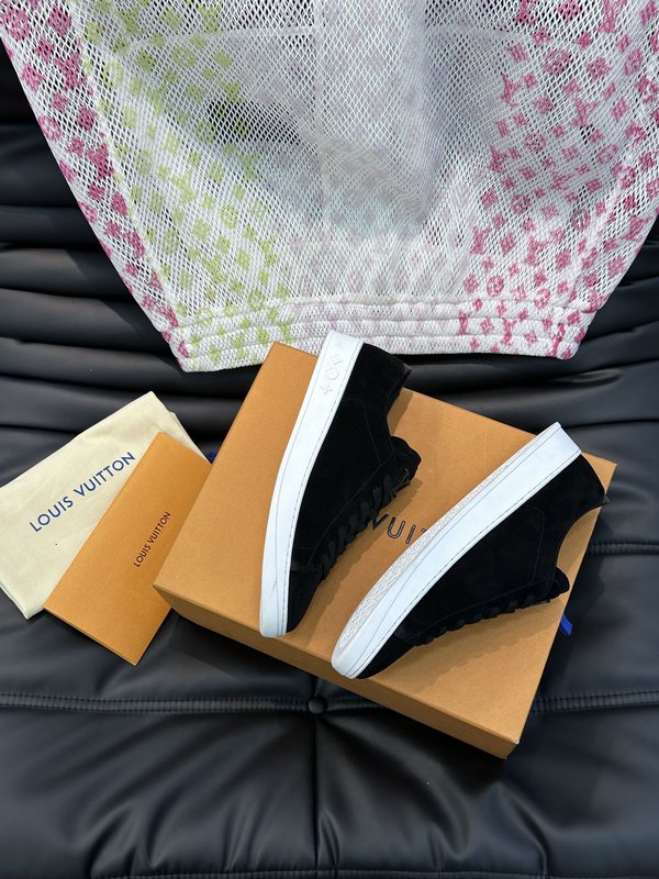 LV 남성 클래식 캐주얼 스니커즈 001-185971