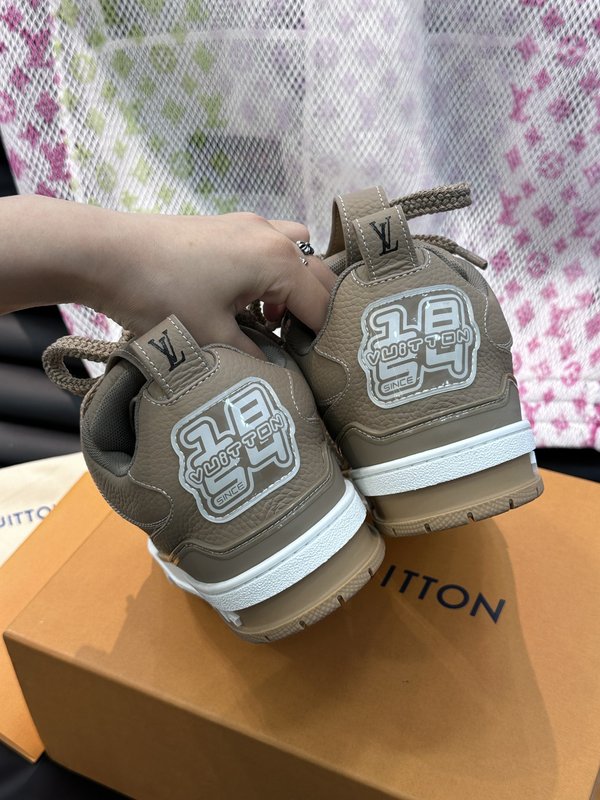 LV P700 두꺼운 밑창 스케이트 운동화 001-185972