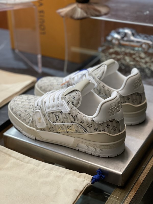 LV 트레이너 스트라이프 데님 스니커즈 001-185979