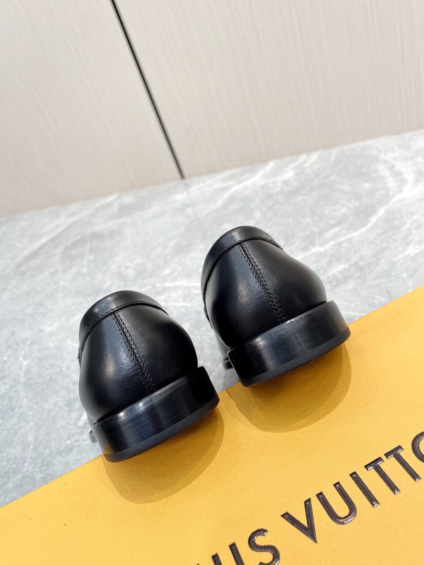 LV 공식 사이트 동일 남성 캐주얼 가죽 신발 001-185983