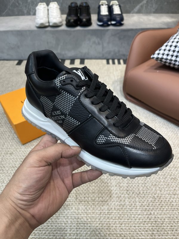 LV 남성 가죽 캐주얼 운동화 P600 001-186012