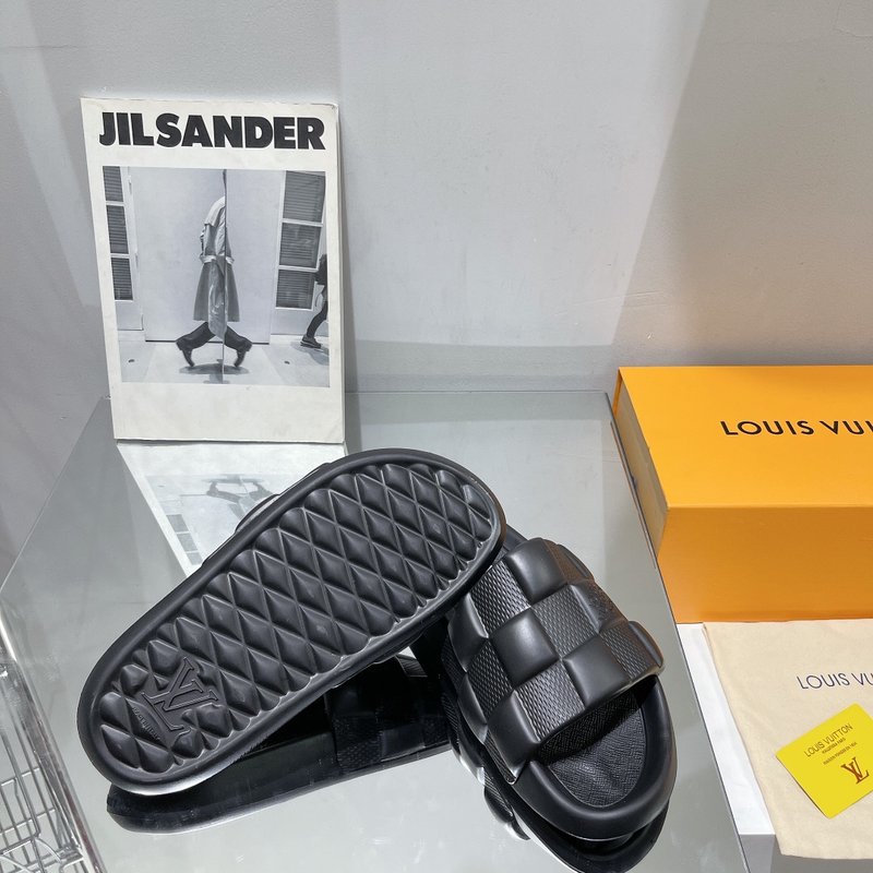 루이비통 로고 엠보싱 커플 슬리퍼 001-186043