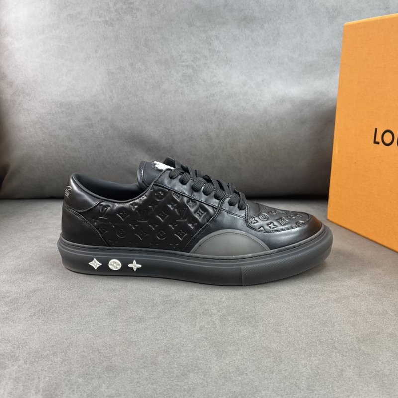 LV Ollie 남성 레이스업 캐주얼 스니커즈 001-186092