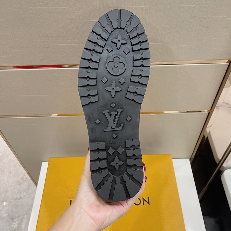 LV2022 년 하이톱 레이스 남성 부츠 001-186095