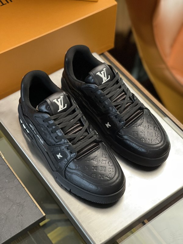LV 트레이너 남성용 운동 농구화 001-186110