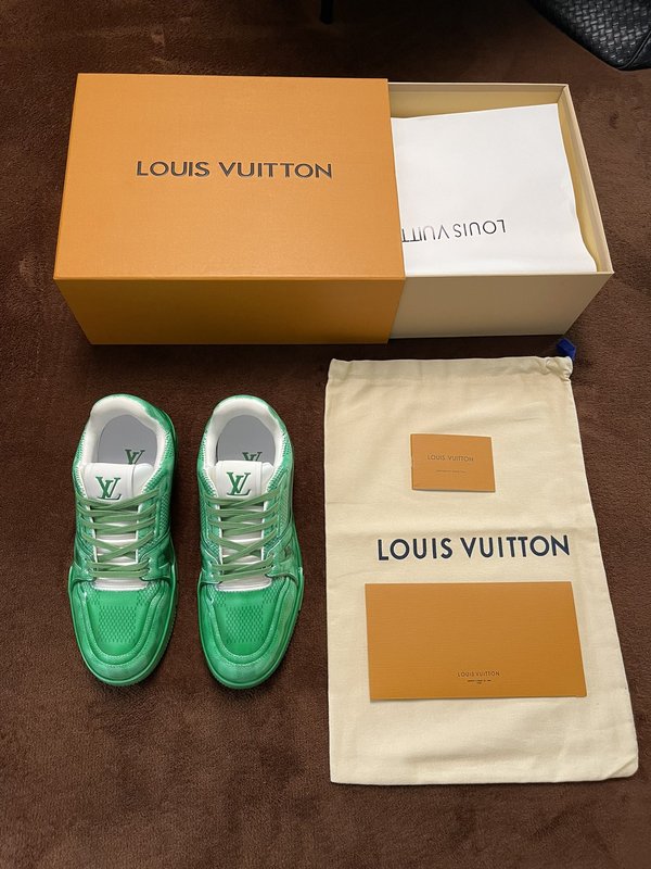 LV 남성 트레이너 운동화 P700 모델 001-186111