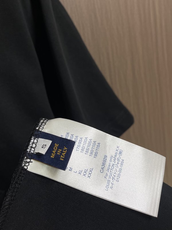 LV 2026 여름 신규 자수 반팔 티셔츠 001-186188