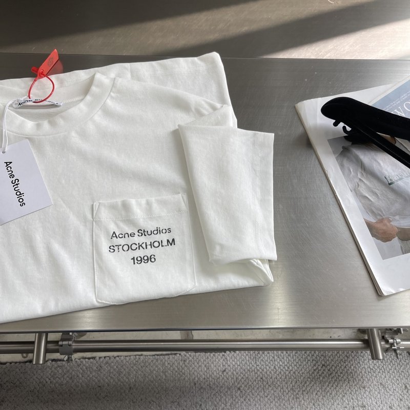 Acne Studios 로고 포켓 반팔 티셔츠 001-186246