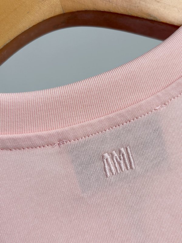 Ami 봄여름 입체 하트 면 티셔츠 001-186337