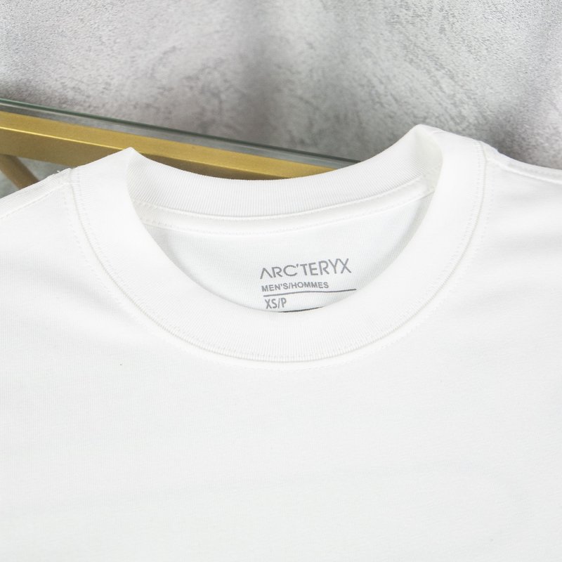 아크테릭스 박물관 콜라보 반팔 티셔츠 001-186492