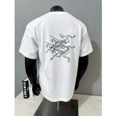 아크테릭스 여름 라운드넥 반팔 티셔츠 001-186604