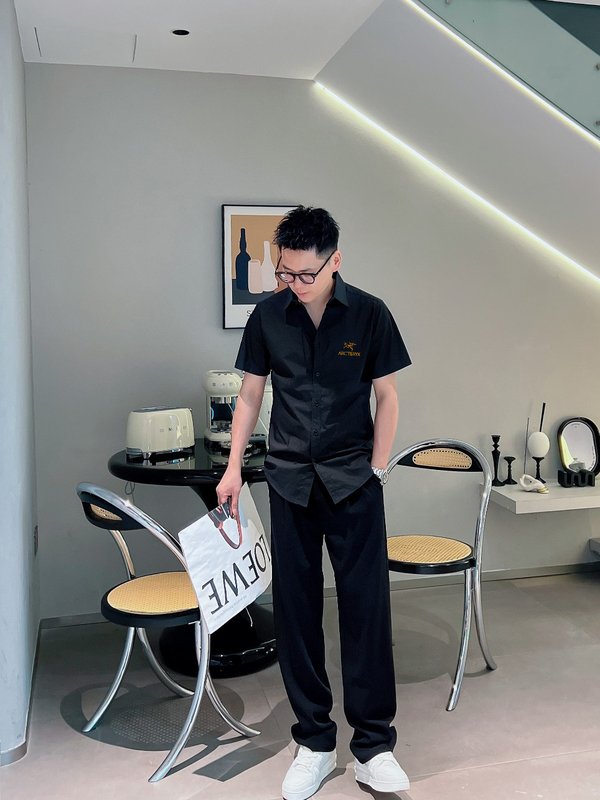 아크테릭스 남성 슬림핏 반팔 셔츠 001-186663