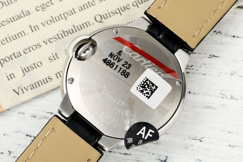 까르띠에 발롱블루 28mm 쿼츠 시계 001-187683