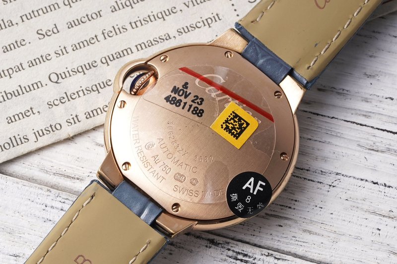 까르띠에 발롱블루 33mm 스테인리스 스틸 시계 001-187724