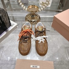 미우미우 빈티지 distressed 두꺼운 밑창 캐주얼 001-188376