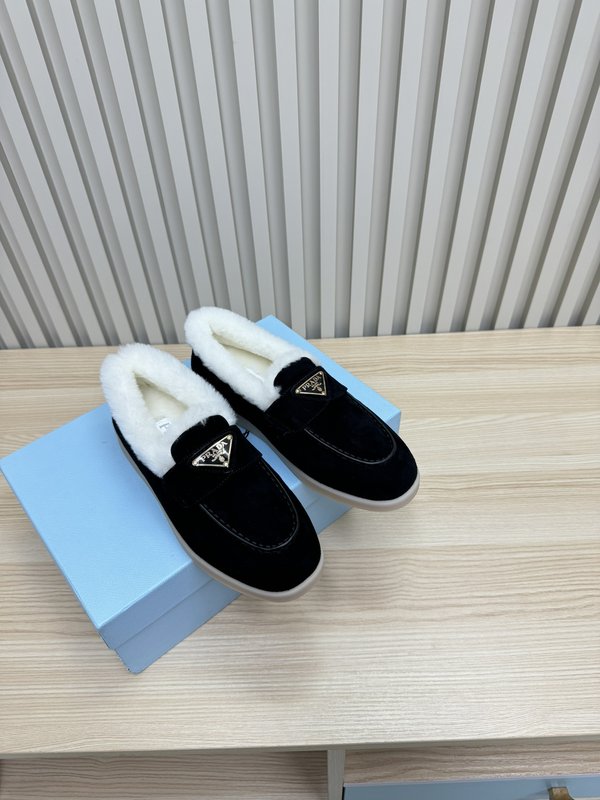 프라다 가을 겨울 울 칼라 로퍼 001-188569