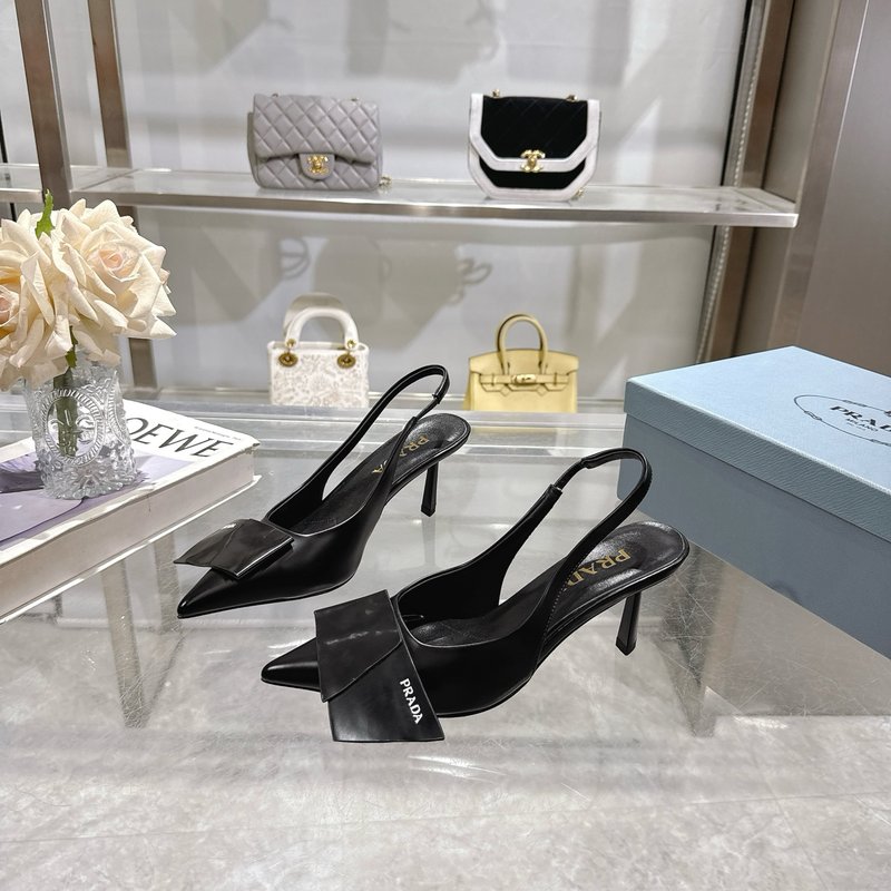 프라다 뾰족한 발끝 라인 스팽글 하이힐 샌들 001-188720
