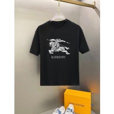 버버리 남성 라운드넥 반팔 티셔츠 001-189059
