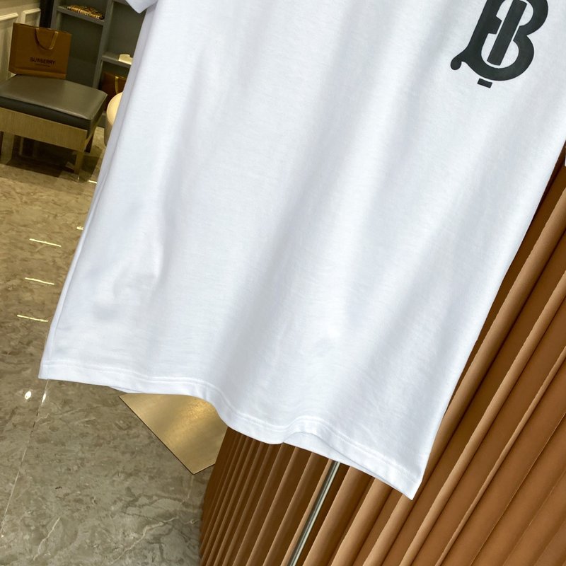 버버리 TB 로고 패턴 코튼 루즈핏 반팔 티셔츠 001-189276