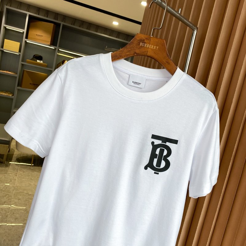 버버리 TB 로고 패턴 코튼 루즈핏 반팔 티셔츠 001-189276