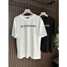 발렌시아가 양면 프린트 반팔 티셔츠 001-189390
