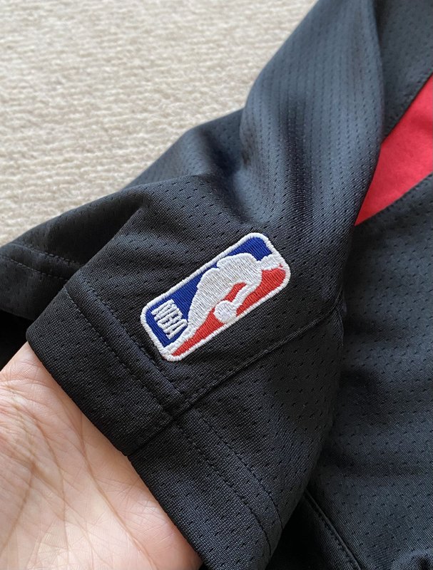 발렌시아가 NBA 콜라보 컬러 블록 오버핏 티셔츠 001-189392