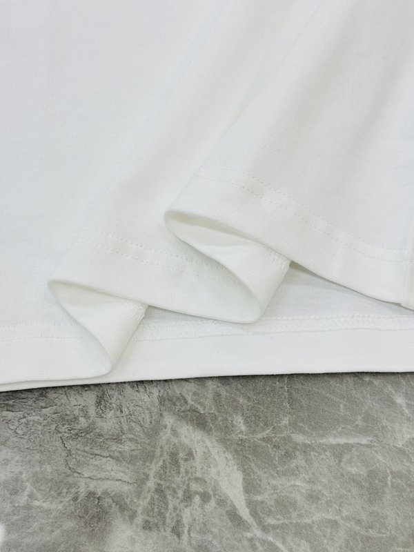발렌시아가 럭셔리 자수 반팔 티셔츠 001-189407