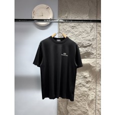 발렌시아가 프린트 로고 반팔 티셔츠 001-189419