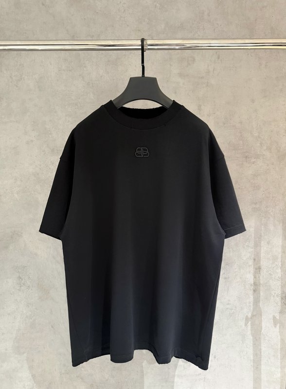 발렌시아가 자수 반팔 티셔츠 001-189435