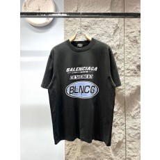 발렌시아가 디자이너 시리즈 레트로 엠보싱 반팔 티셔츠 001-189439
