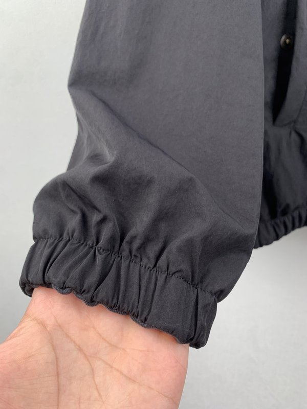 발렌시아가 블랙 레드 양면 착용 지퍼 자켓 001-189474