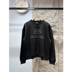 발렌시아가 수묵 프린트 라운드넥 스웨트셔츠 001-189479