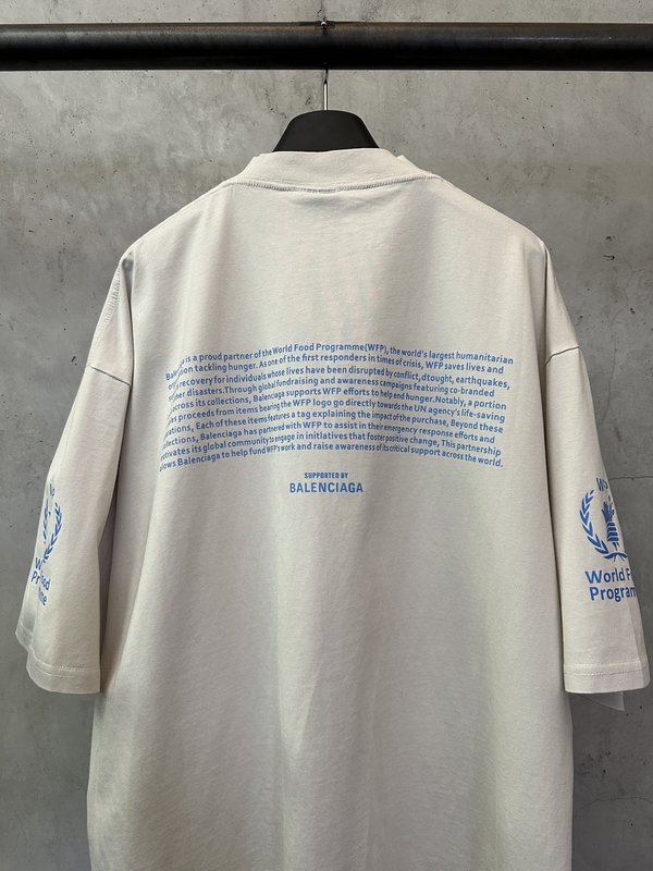 발렌시아가 콜라보 시리즈 프린팅 반팔 티셔츠 001-189483