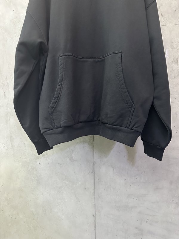 발렌시아가 로고 자수 후드 티셔츠 001-189503