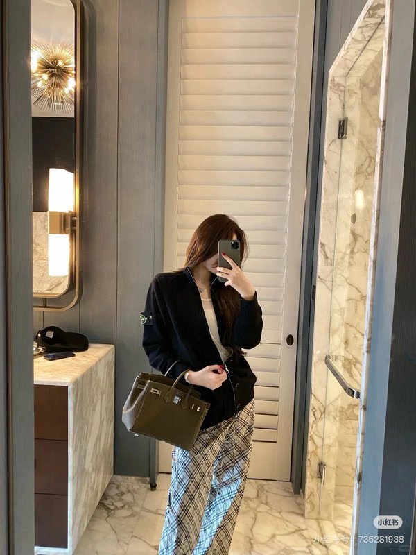 스톤아일랜드 니트 울 혼방 가디건 아우터 001-189633