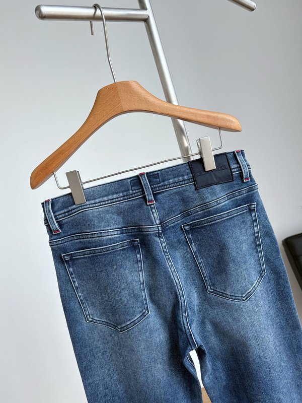 Kiton 라이트블루 하이엔드 데님 워시 진 001-189869